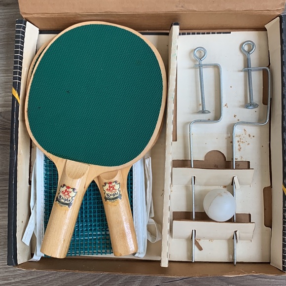 Vintage KNIGHT Table Tennis Official Equipment 2 Paddles Net Rule Booklet - Picture 3 of 13
